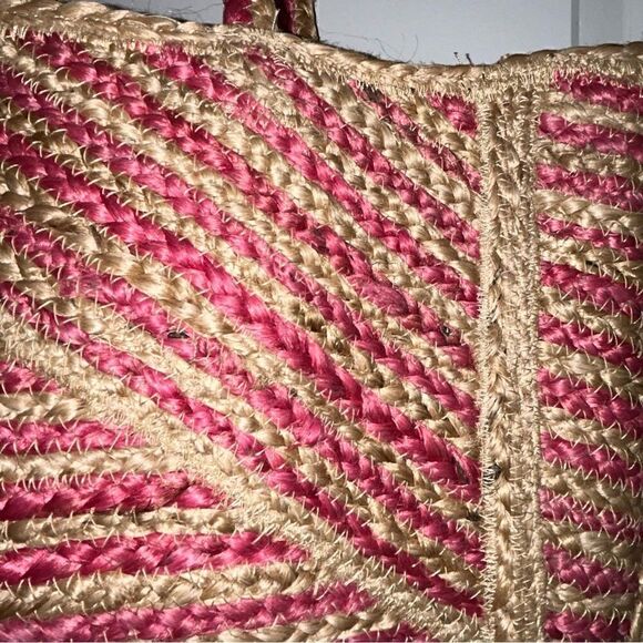 Shiraleah Stripe Straw Tote Bag - Picture 7 of 7